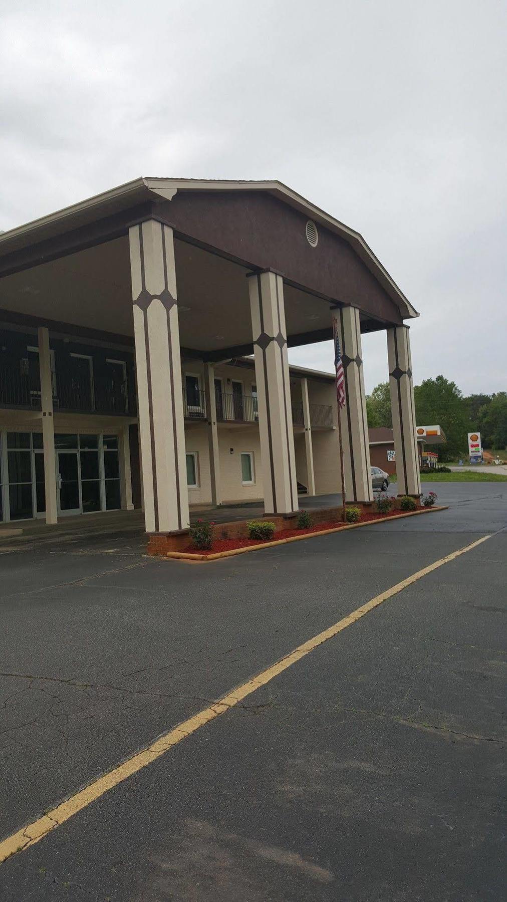 Econo Lodge Forest City Exteriör bild